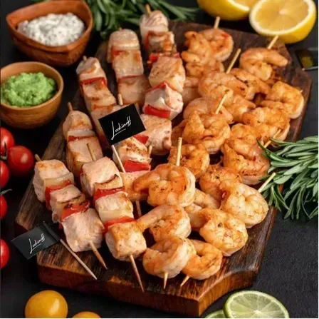 
            
                Ассорти мини-шашлычков из красной рыбы и креветок - Закажите онлайн, вкусные закуски для мероприятий и вечеринок
            
            
        